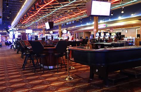 seven winds casino restaurants